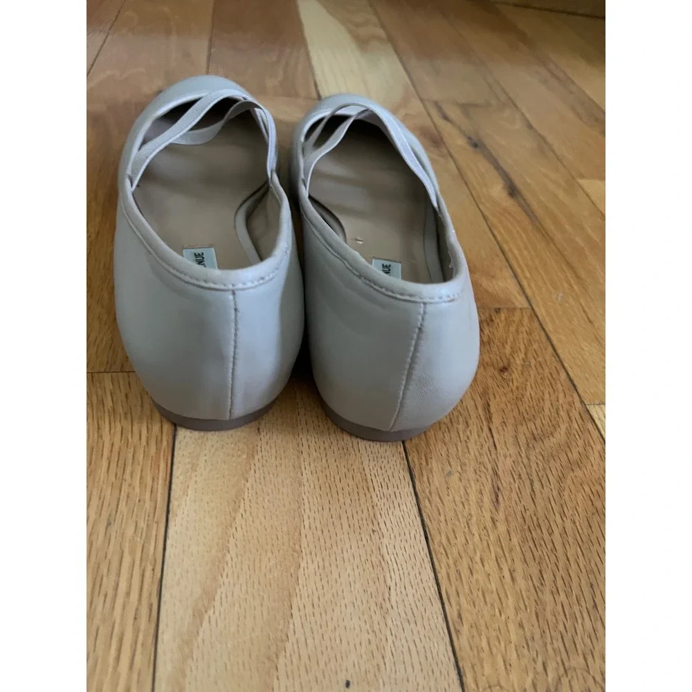 Saks Fifth Avenue Ballet Flats Nude Beige Size‎ 7